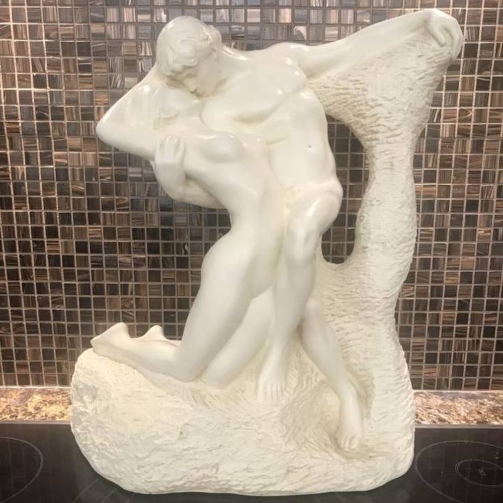 Sergey Eylanbekov  'The Kiss' - copy of Rodin original